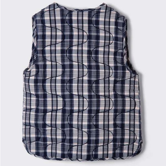 Damson Madder Arte Toggle Gilet - Picture 4 of 8